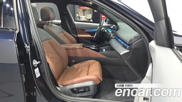 BMW 5-Series 5 серия (G60) 530i xDrive M Sport — Фото автомобиля 11