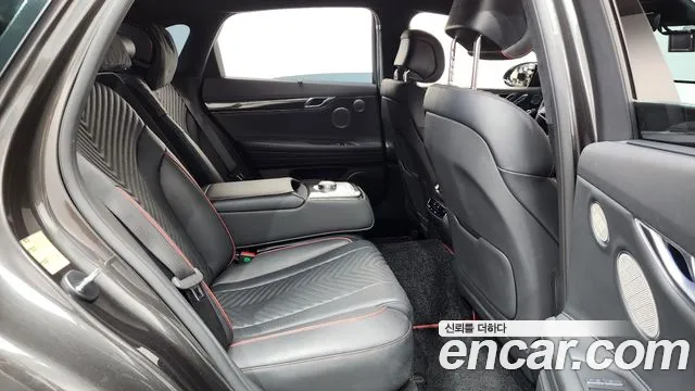 Genesis G80 RG3 — Фото автомобиля 12