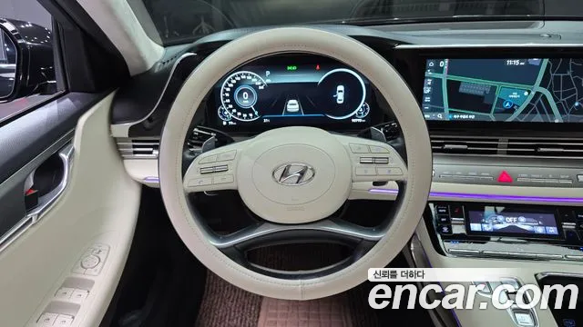 Hyundai Grandeur New — Фото автомобиля 19