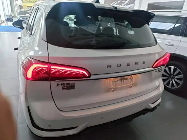 Roewe RX5 Max — Фото автомобиля 5
