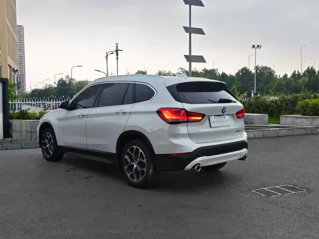 BMW X1 — Фото автомобиля 6