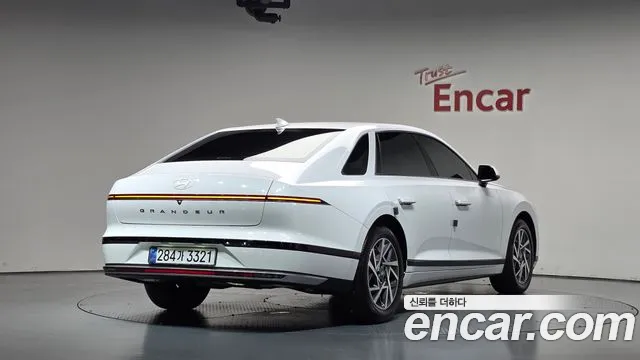 Hyundai Grandeur GN7 — Фото автомобиля 2