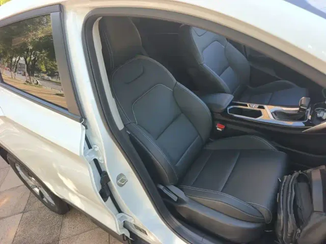 Geely Binyue — Фото автомобиля 24