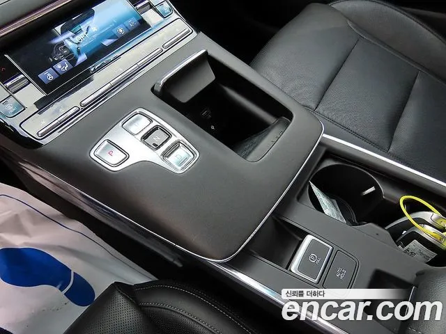 Hyundai Grandeur Новый Grandeur IG — Фото автомобиля 10