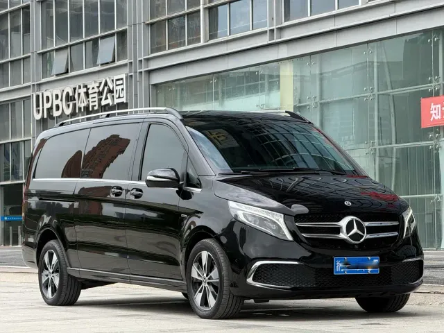 Mercedes-Benz V-Class — Фото автомобиля 6