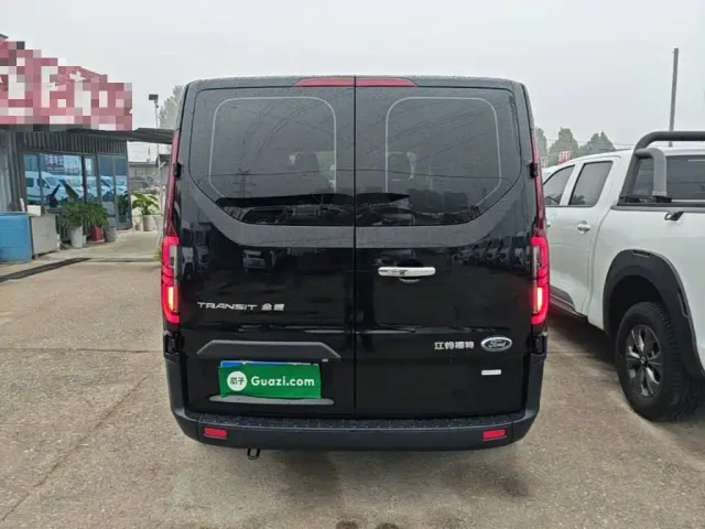 Ford Transit — Фото автомобиля 5