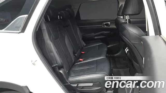 Kia Sorento Sorento 4-е поколение Бензин 2.5T 2WD — Фото автомобиля 9