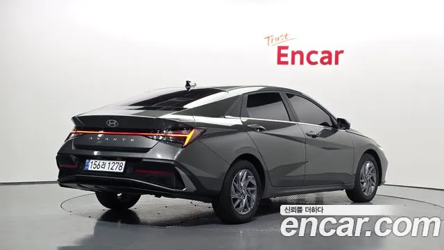 Hyundai AVANTE Новый Avante (CN7) — Фото автомобиля 2