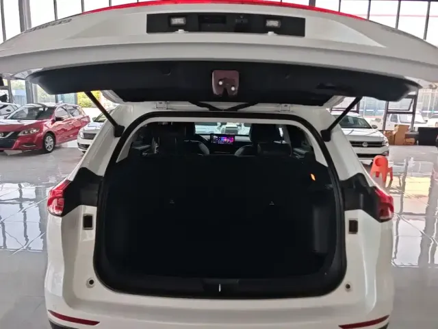 Haval H6 — Фото автомобиля 18