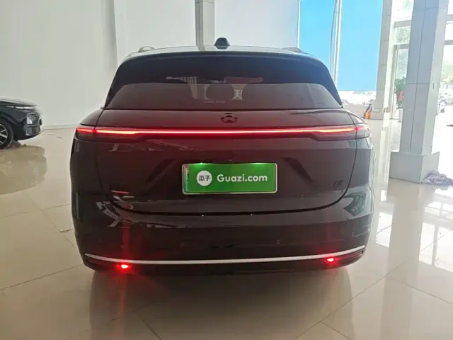 Nio EC6 — Фото автомобиля 5