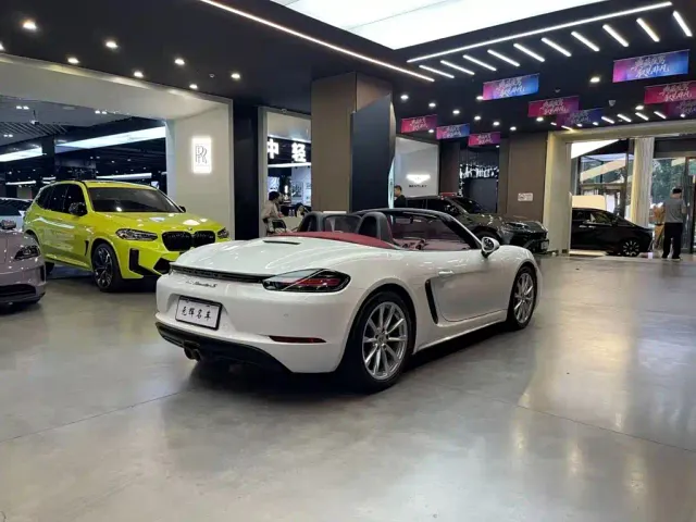 Porsche 718 — Фото автомобиля 20
