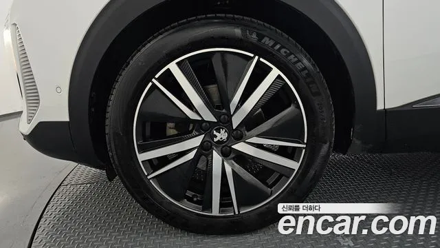 Peugeot 5008 Generation 2 — Фото автомобиля 5