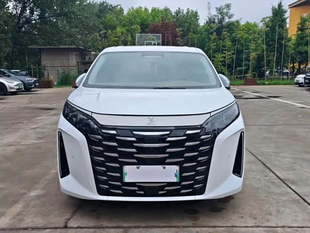 BYD Xia — Фото автомобиля 2