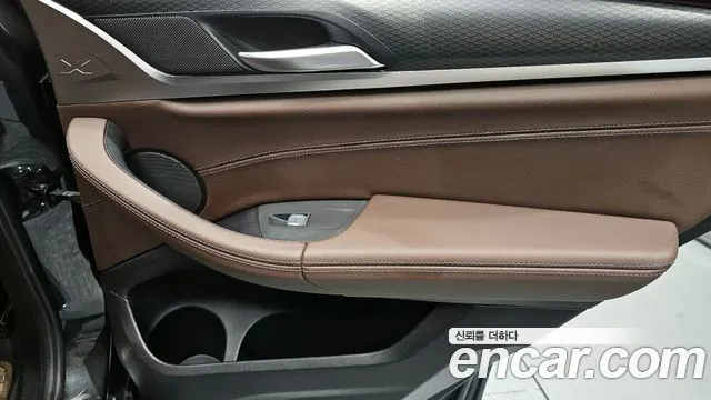 BMW X4 xDrive20i M Sport — Фото автомобиля 24