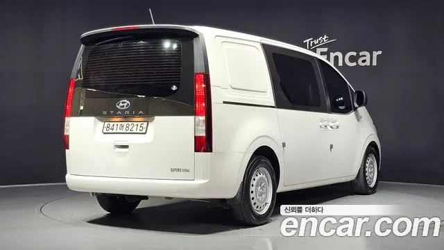 Hyundai Staria Staria Карго 5 мест — Фото автомобиля 2
