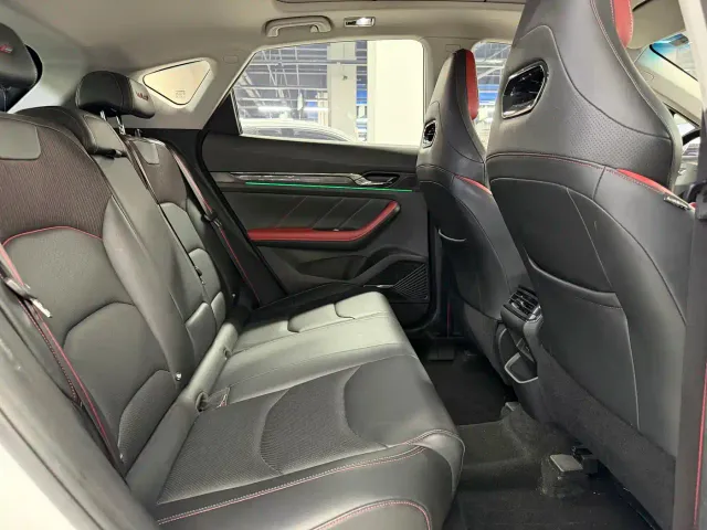 Geely Emgrand S — Фото автомобиля 5