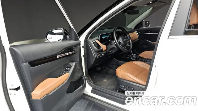 Kia Seltos — Фото автомобиля 10