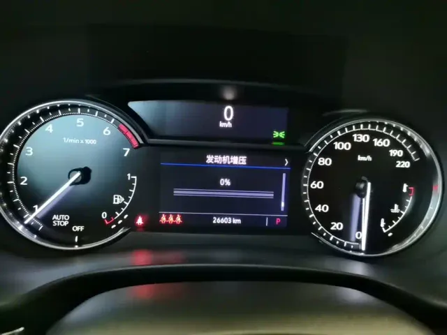 Cadillac XT4 — Фото автомобиля 11