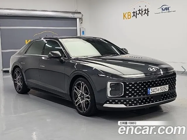 Hyundai Grandeur GN7 — Фото автомобиля 4