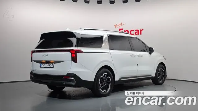 Kia Carnival 4th Gen — Фото автомобиля 2