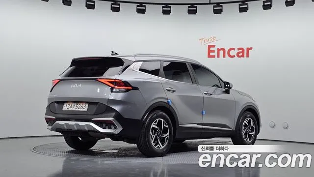 Kia Sportage Sportage 5-е поколение Дизель 2.0 2WD — Фото автомобиля 2
