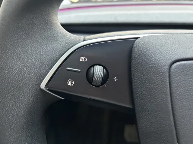 Tesla Model Y — Фото автомобиля 22