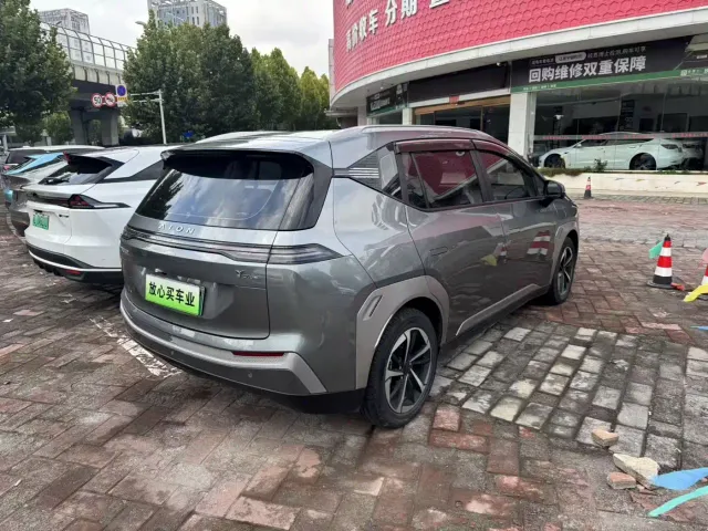 GAC Aion Y — Фото автомобиля 7