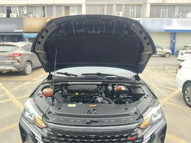 Dongfeng Yixuan MAX — Фото автомобиля 19