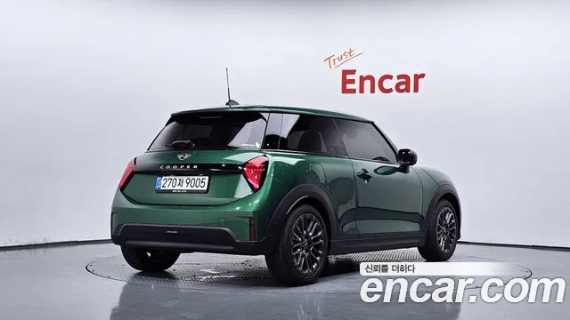 Mini Cooper — Фото автомобиля 2