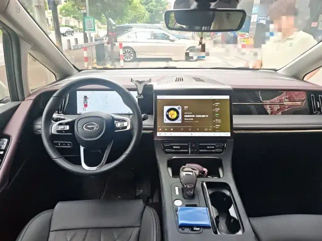 GAC Trumpchi M8 — Фото автомобиля 5