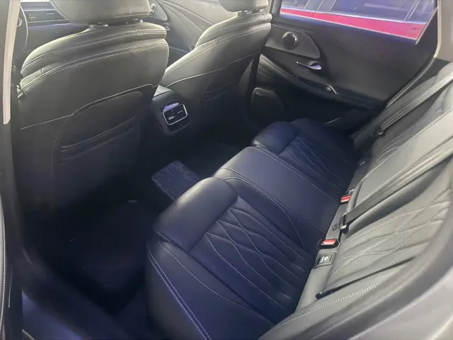 Chery Arrizo 8 — Фото автомобиля 8