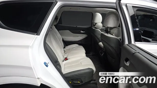 Hyundai Santafe — Фото автомобиля 12