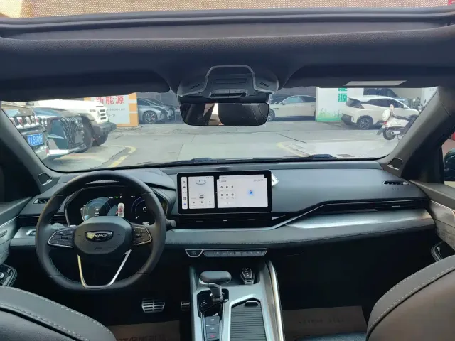 Geely Xingrui — Фото автомобиля 5