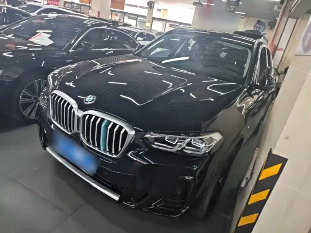 Фотография автомобиля — BMW X3