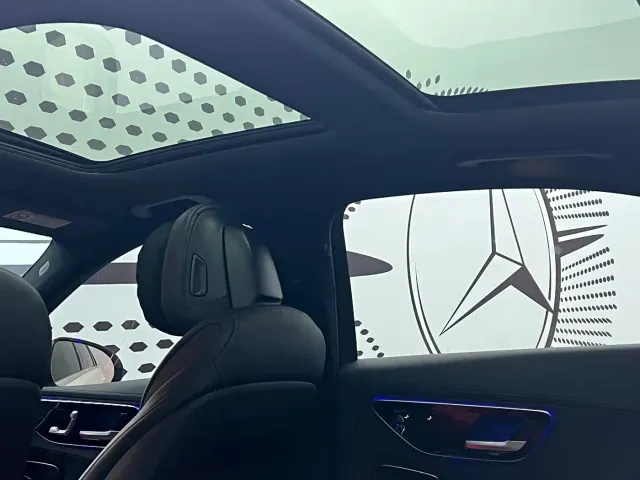 Mercedes-Benz C-Class — Фото автомобиля 8