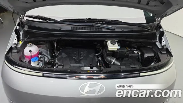 Hyundai Staria — Фото автомобиля 9