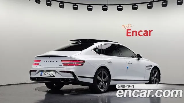 Genesis G80 RG3 — Фото автомобиля 2