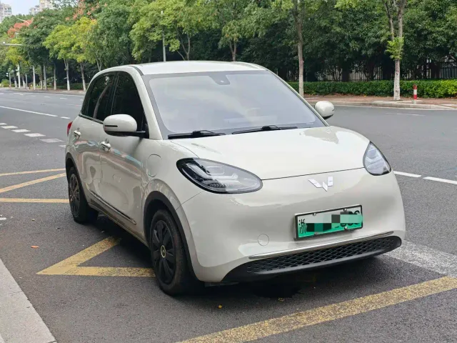 Wuling Bingo — Фото автомобиля 3