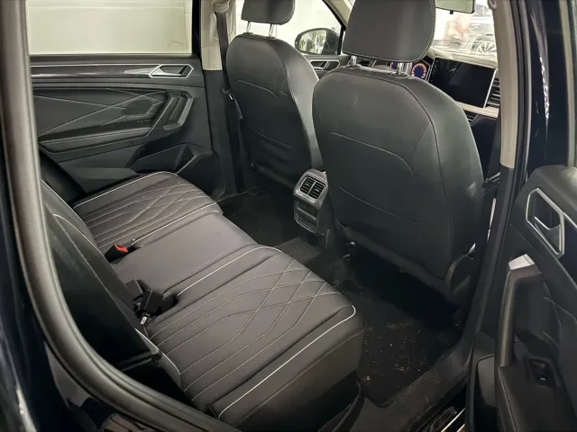Volkswagen Tiguan L — Фото автомобиля 11