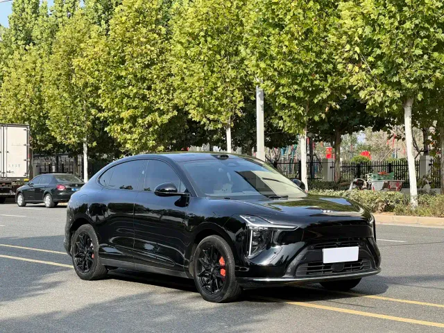 IM Motors LS6 — Фото автомобиля 3