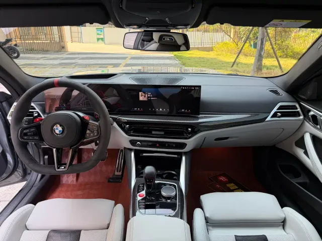 BMW M4 — Фото автомобиля 8