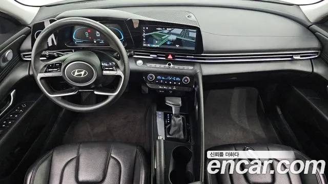 Hyundai Avante CN7 — Фото автомобиля 7