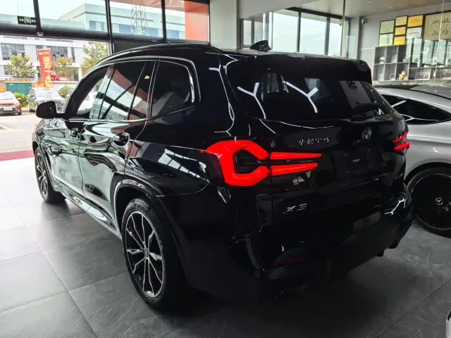 BMW X3 — Фото автомобиля 4