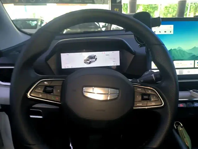 Geely Binyue — Фото автомобиля 2