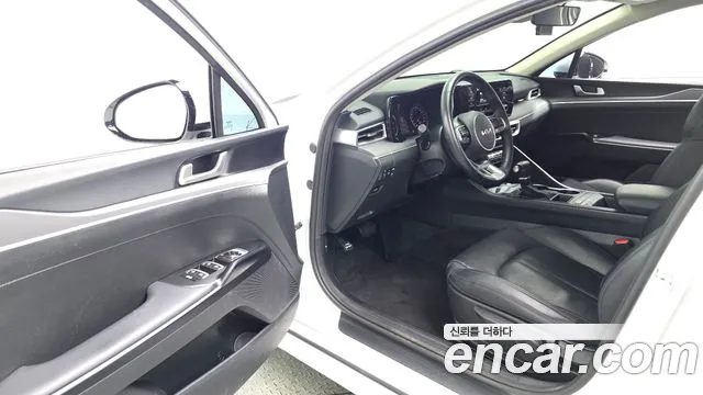 Kia K5 K5 3 поколение 2.0 LPI(Для проката) — Фото автомобиля 10