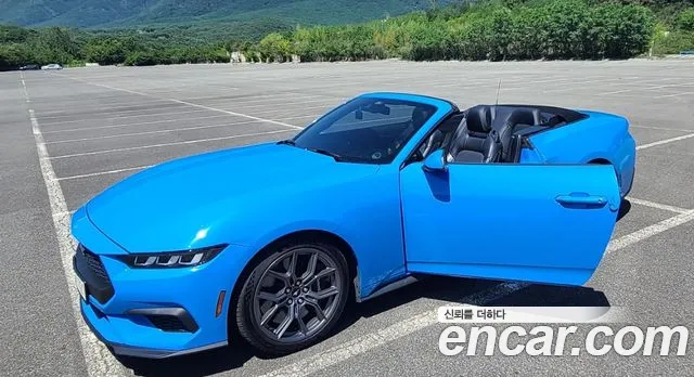 Ford Mustang 7th Gen — Фото автомобиля 2