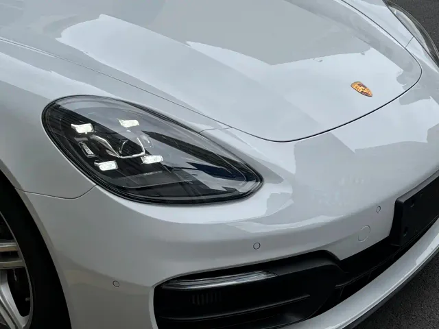 Porsche Panamera — Фото автомобиля 8