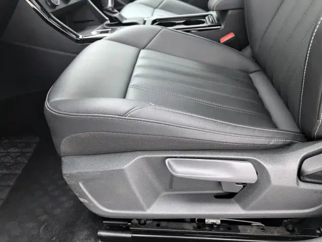 Volkswagen Passat — Фото автомобиля 20