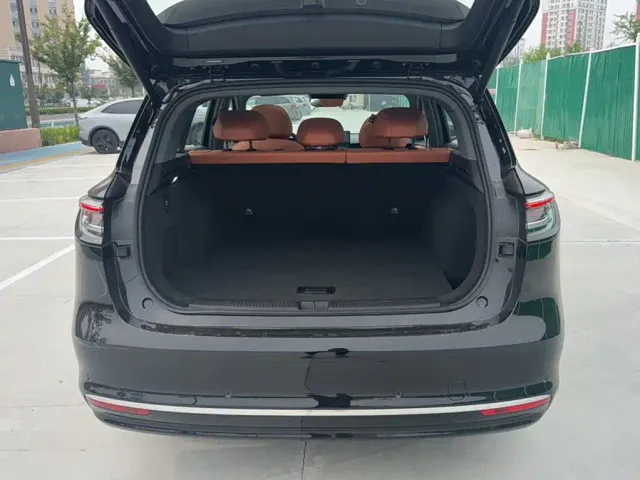 Shangjie SUV — Фото автомобиля 17