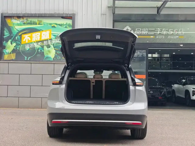NIO NIO ES6 2024 75kWh — Фото автомобиля 15